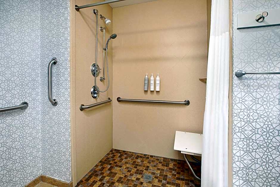 Hampton Inn By Hilton Clinton