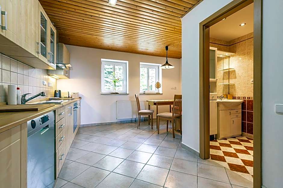 Apartmány nad Šlikovkou