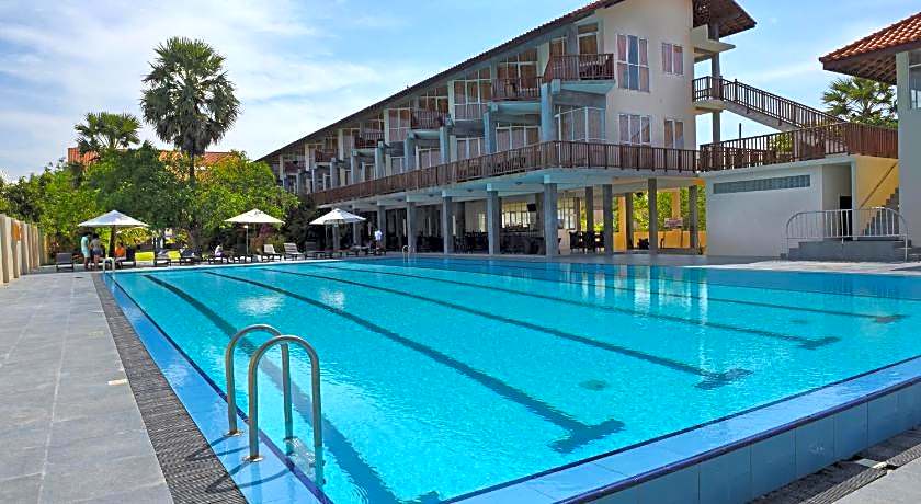 Marina Pasikudah Beach Hotel