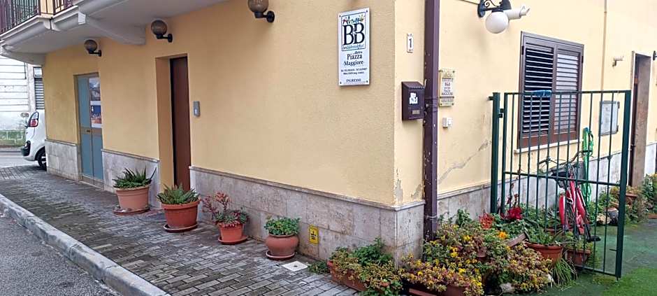 Dietro Piazza Maggiore