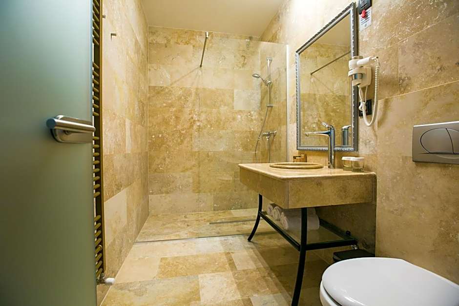 Primera Dru Hotel&Spa