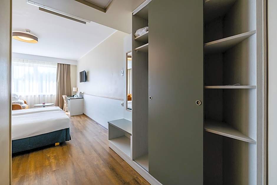 Hestia Hotel Strand