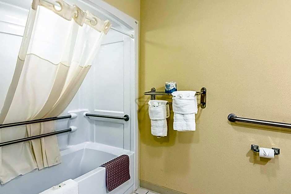 Quality Inn Burkeville Hwy 360 & 460