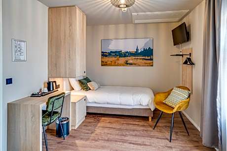 Single Room with Shower