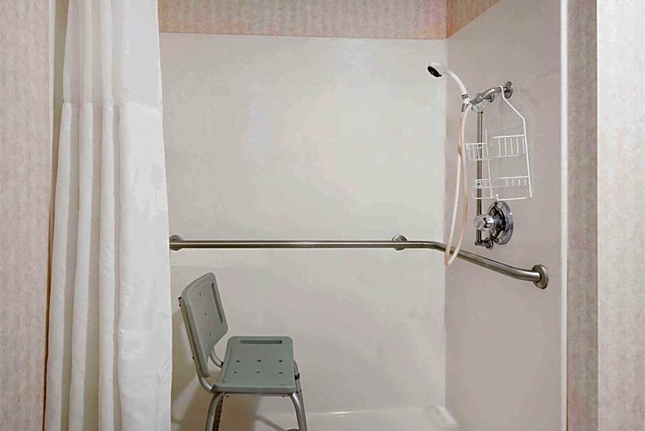 Ramada by Wyndham Strasburg Dover