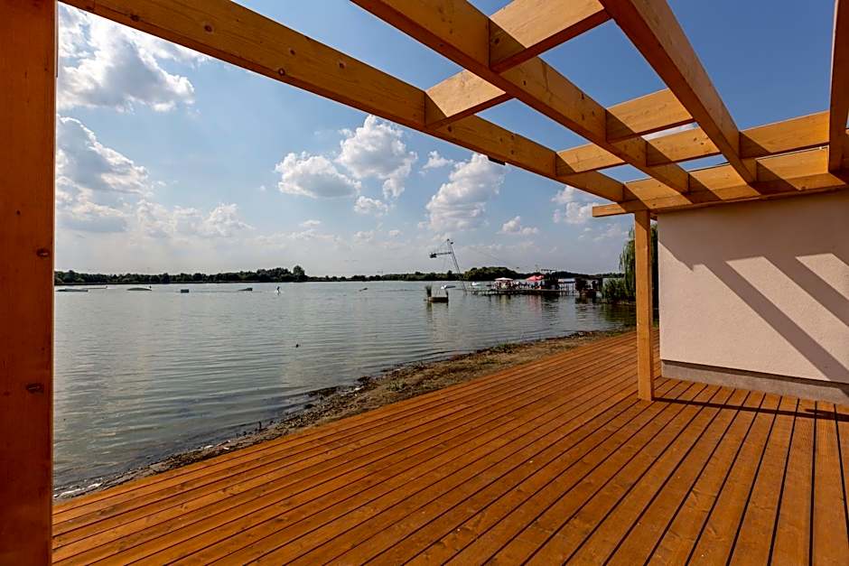 Halfarock Vízi-Erdei Apartmanház