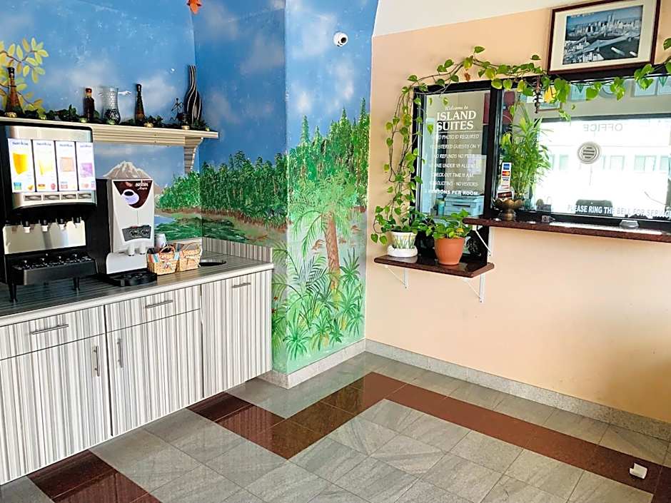 Island Suites Hobby Airport