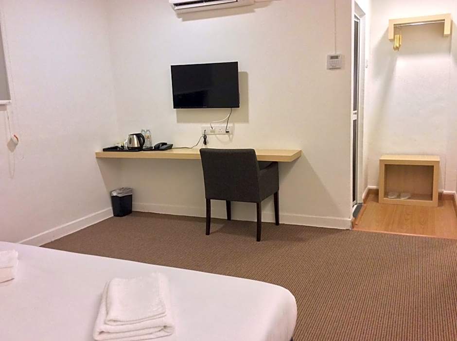 HOTEL RAUB since 1968