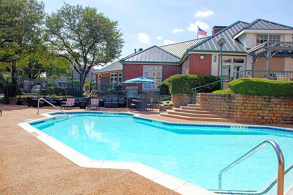 Homewood Suites By Hilton Dallas/Irving/Las Colinas