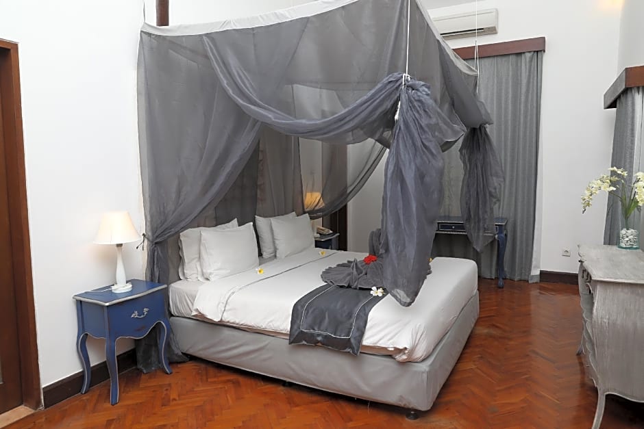 Pearl Hotel