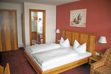 Large Double Room