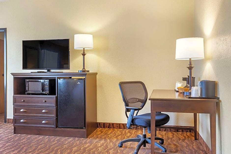 Comfort Inn at Thousand Hills