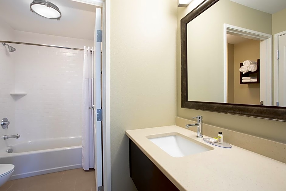 Staybridge Suites Denver South - Highlands Ranch By IHG