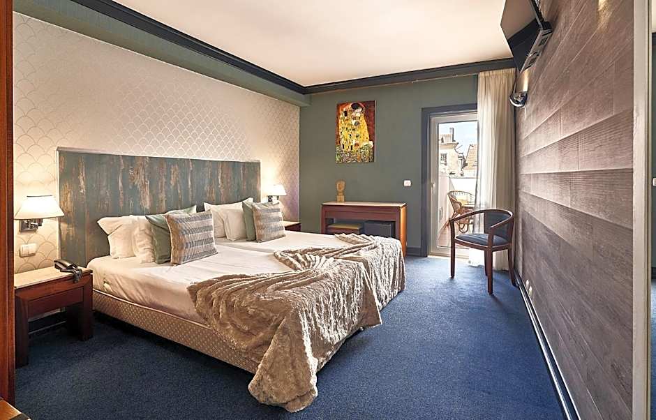 Galeria Suite Hotel