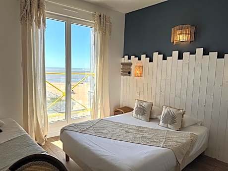 Superior Triple Room with Sea View