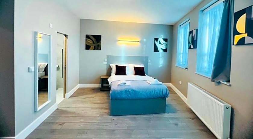 Paragraph Palmers Green - Tottenham Stadium