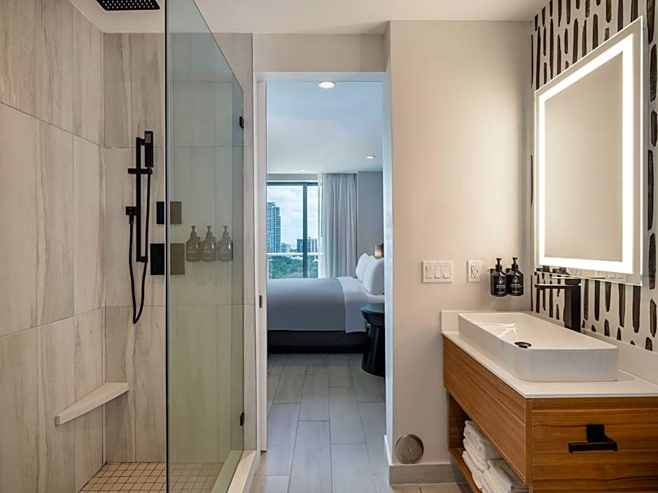 Atwell Suites Miami Brickell by IHG