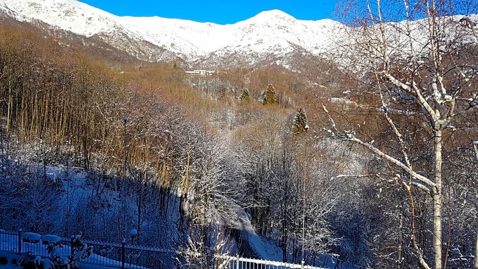 Il Riposo Del Guerriero – Corio, NY