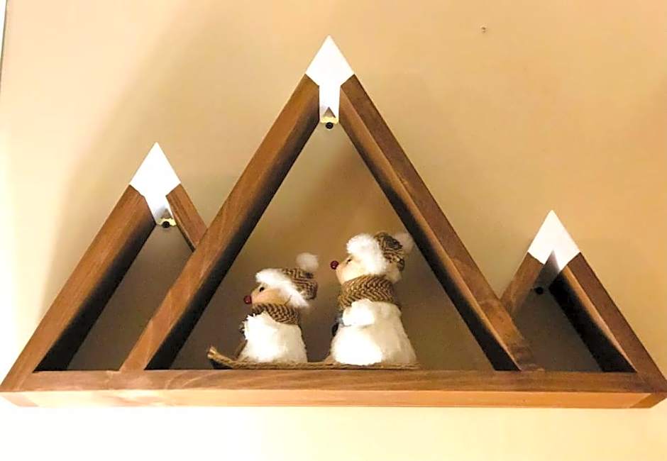 Attitash Mountain Village Studio - Slope View - Ski - Storyland