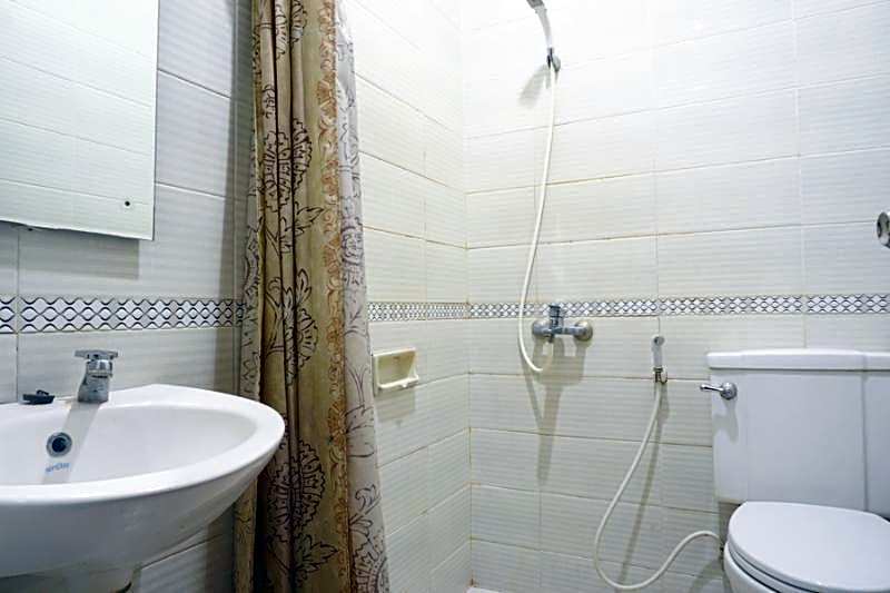 Residences by RedDoorz Syariah @ Buah Batu