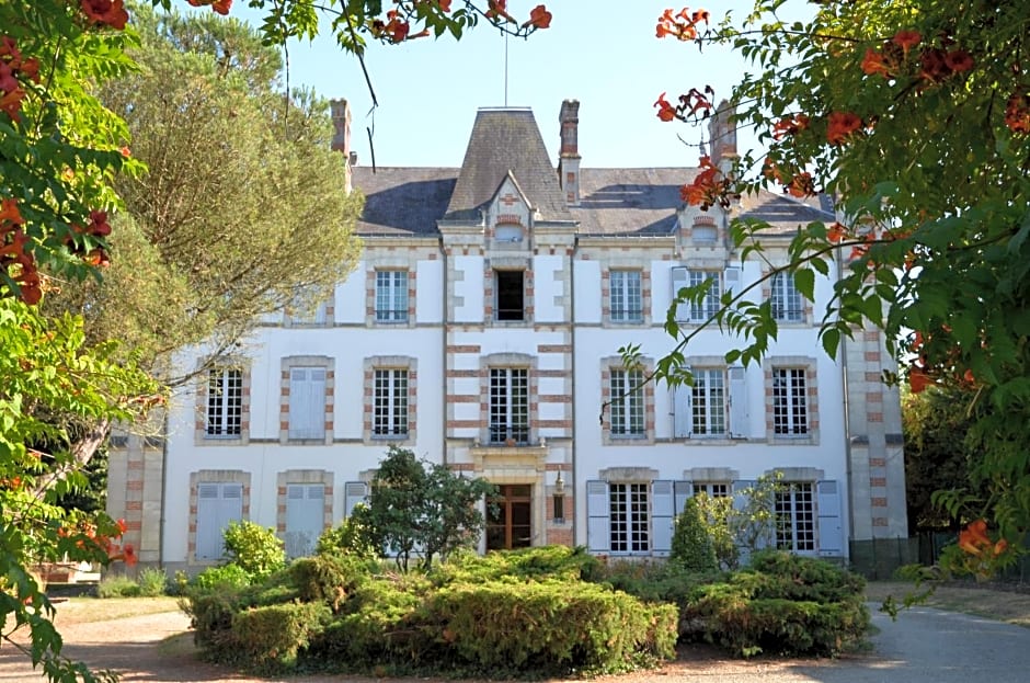 Château des Bretonnières sur vie - Maison d'hôtes