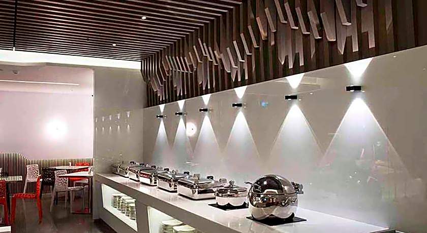 Royal Group Hotel Central Park Branch