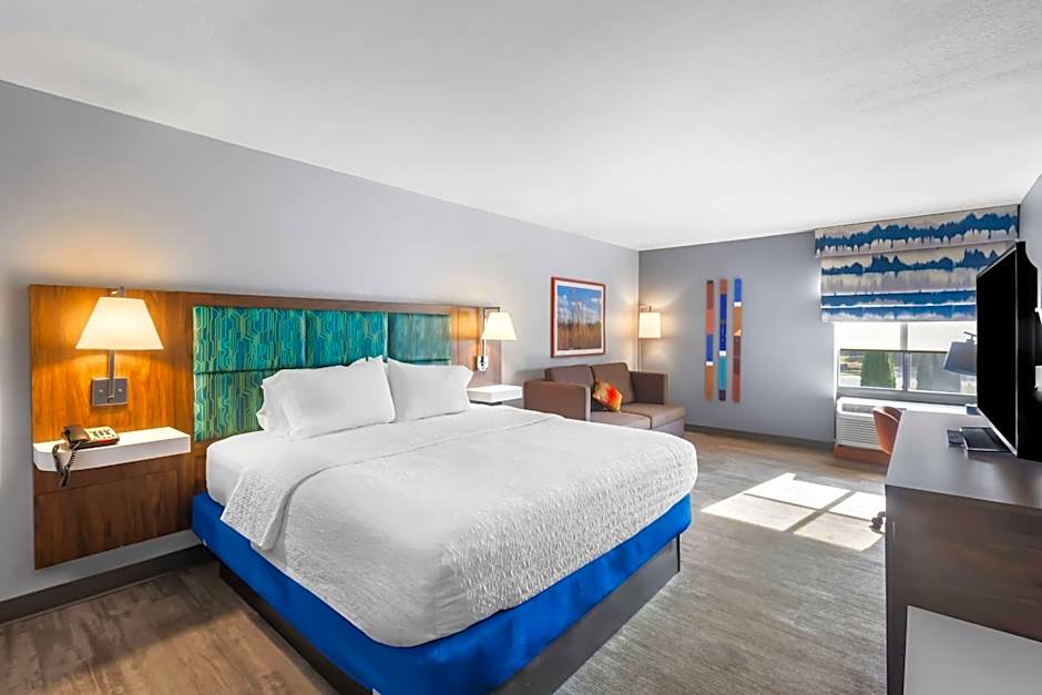 Hampton Inn By Hilton Marion