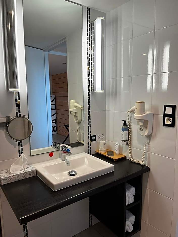 Logis Hôtel de la Pointe du Cap Coz