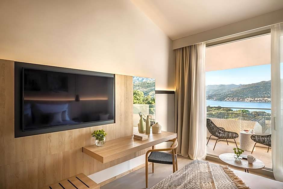 Valamar Tirena Hotel