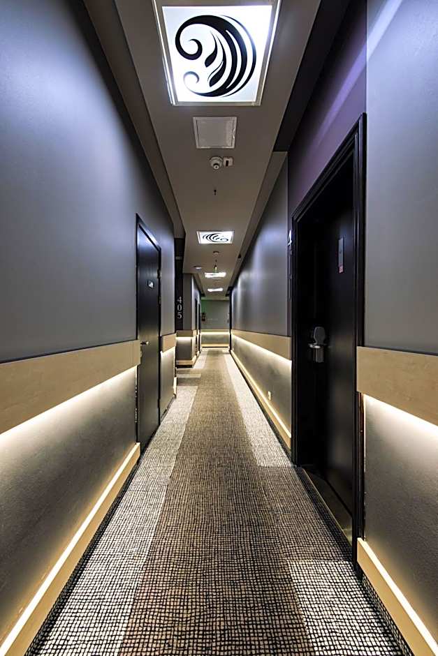Carat Boutique Hotel