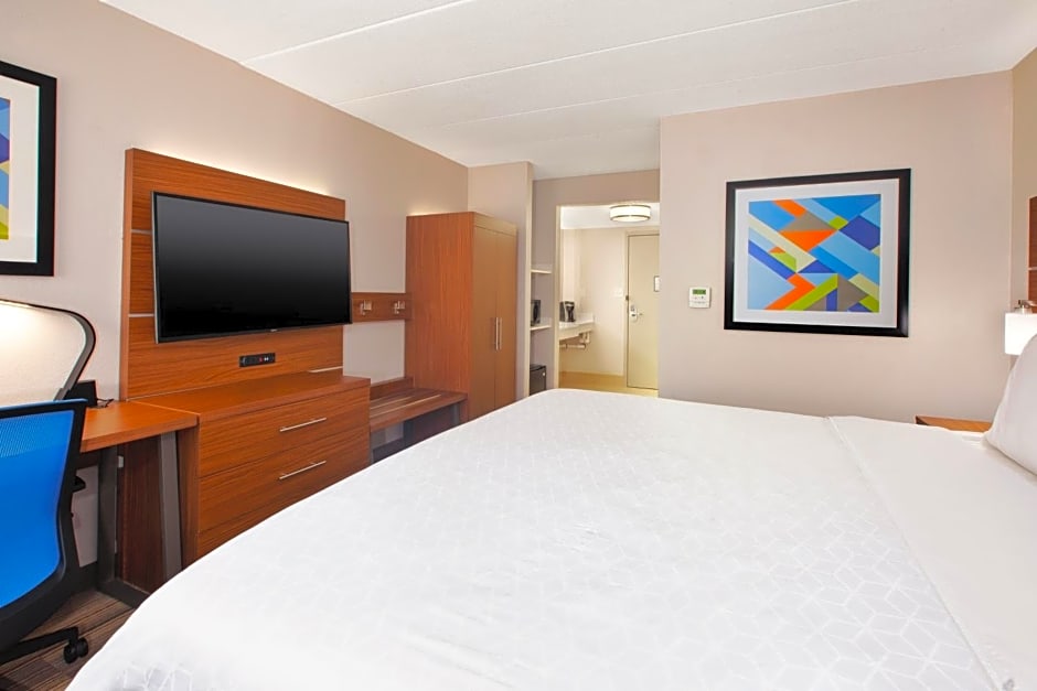 Holiday Inn Express Fairfax-Arlington Boulevard