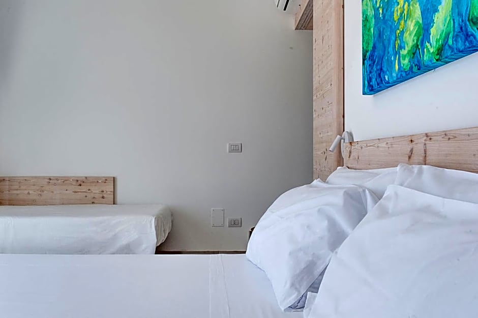 THE VIEW B&B, terrace & more