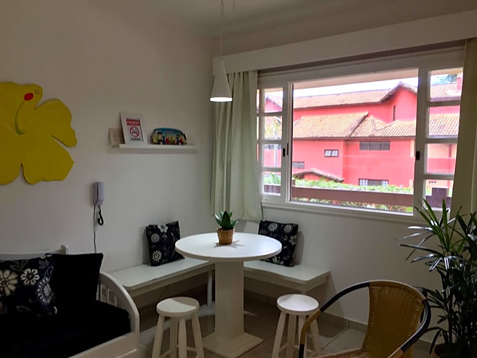 Flat Amarilis apto inteiro