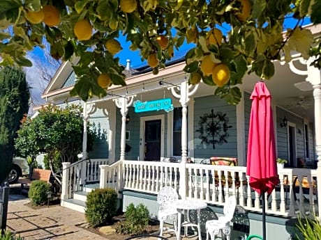 Abbey House Inn