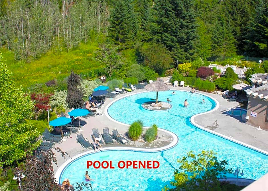 Hilltop Inn - Salmon Arm