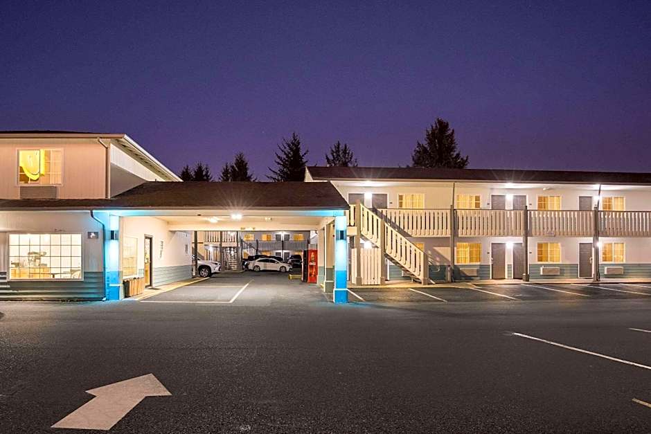 Super 8 by Wyndham Crescent City