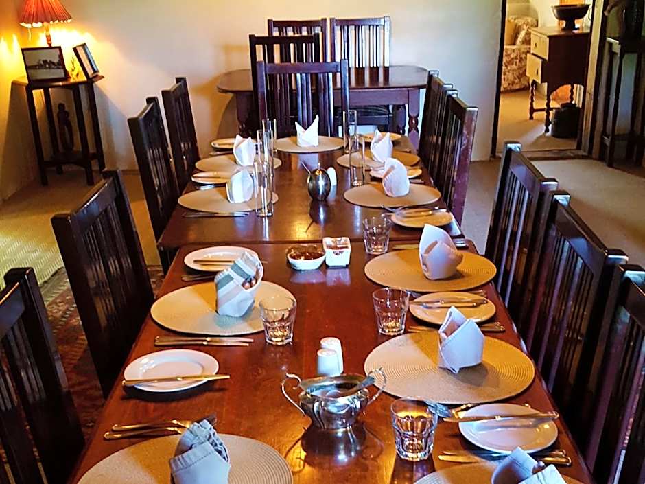 Leeuwenbosch Country House - Amakhala Game Reserve