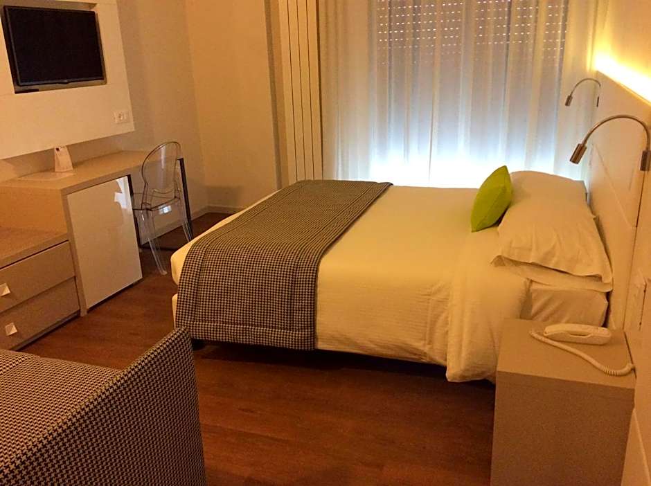 Hotel Ariston & Apartments