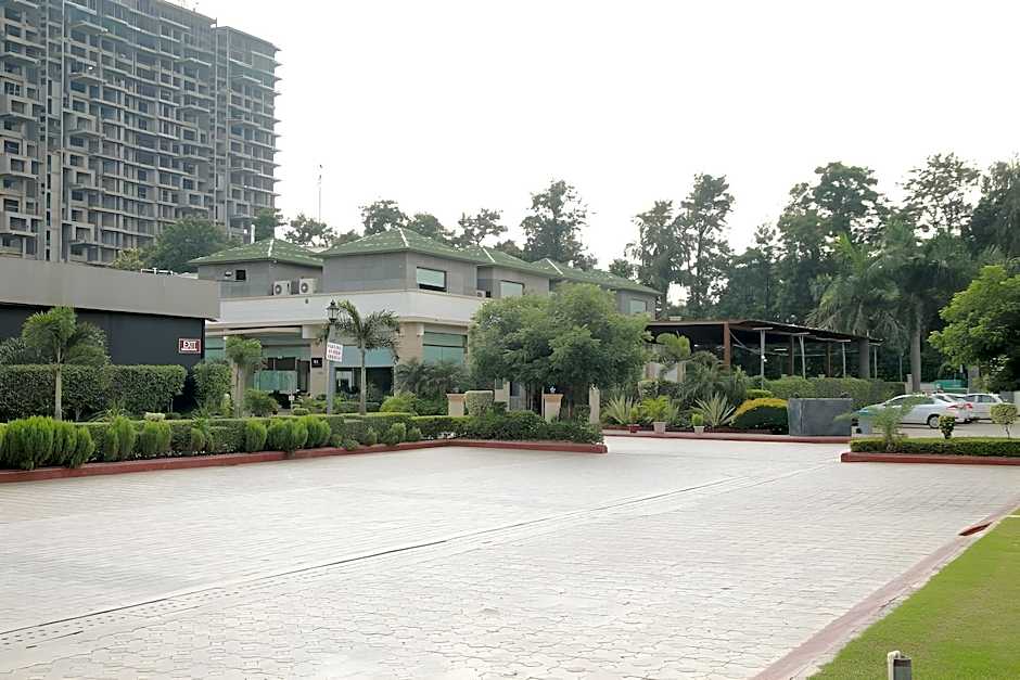 Opulent By Udman Chattarpur