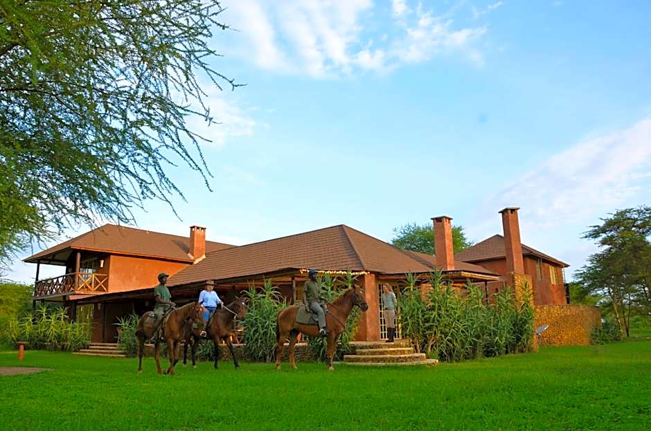 Kili Villa Kilimanjaro Luxury Retreat