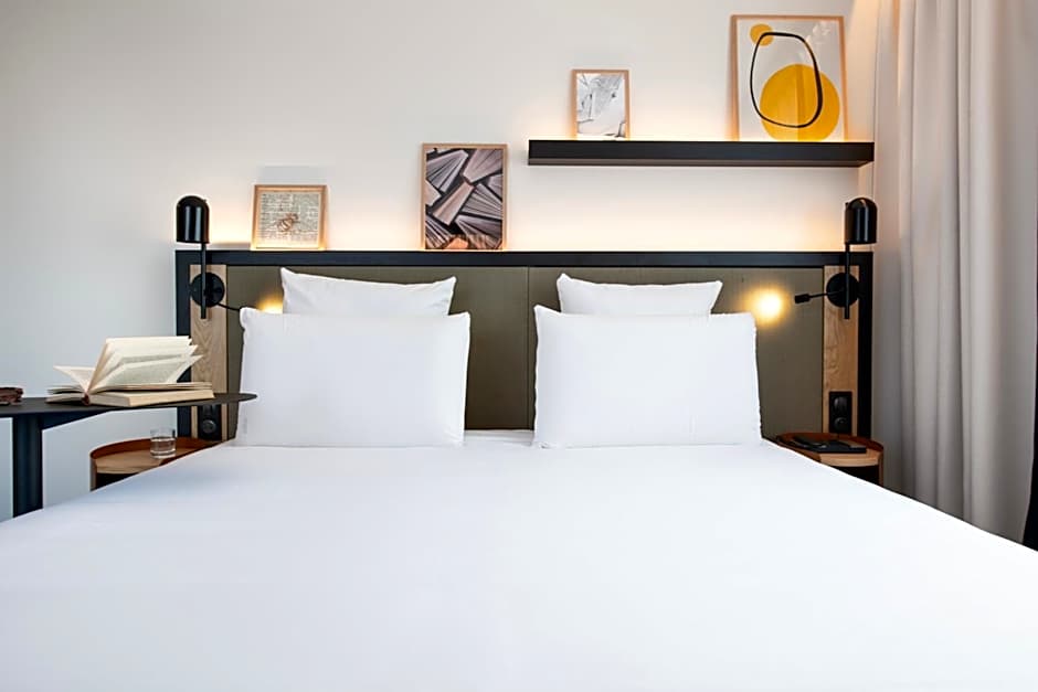 Mercure Paris Bercy Bibliotheque