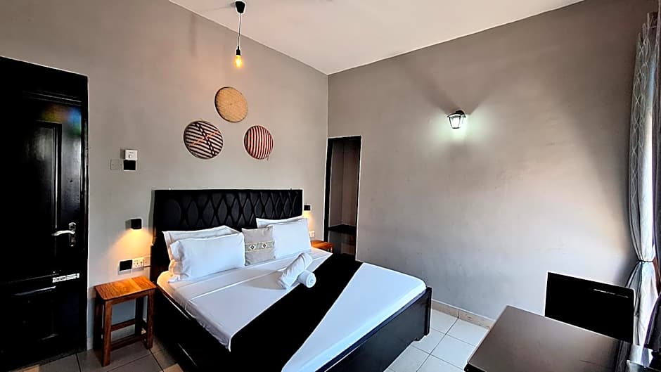 Rumaisa Hotel