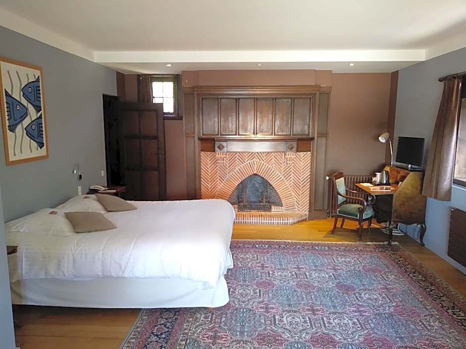 Photo 1 of 7 of Suite, Sea View