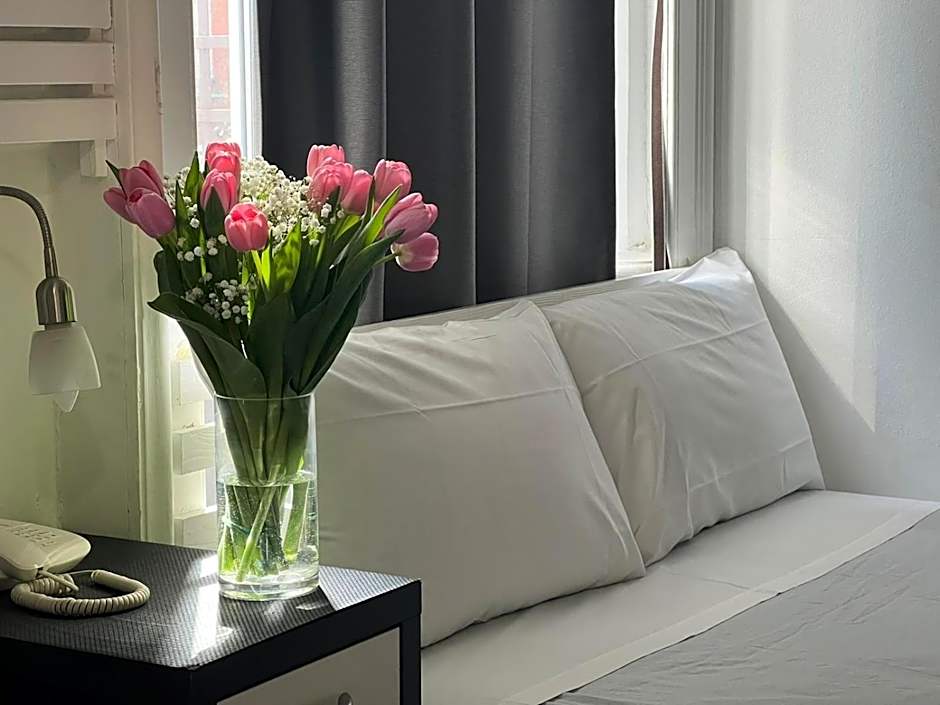 Hotel RossoVino Milano