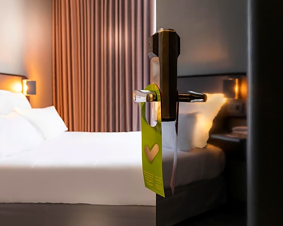 Libertel Montmartre Duperre