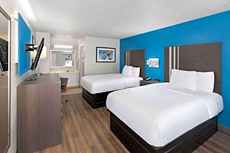 Double Room with Two Double Beds - Non-Smoking