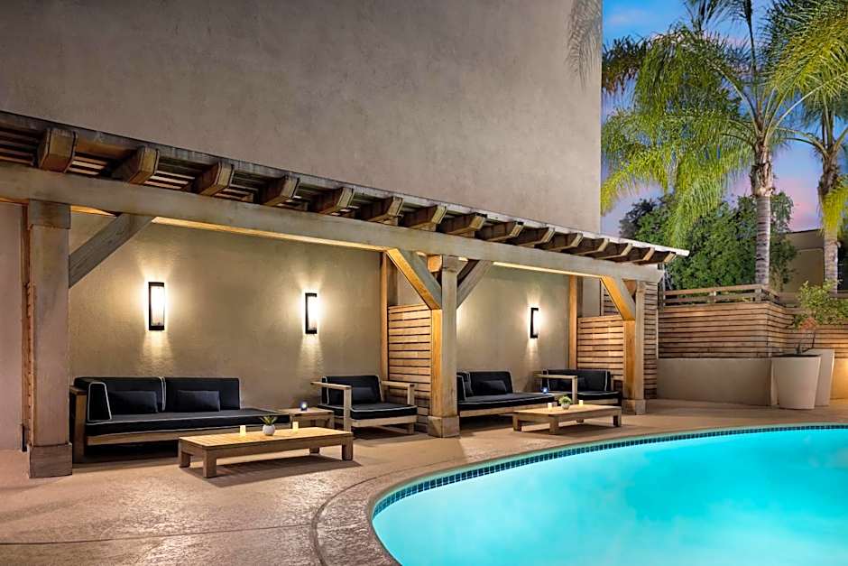 The Anza - A Calabasas Hotel