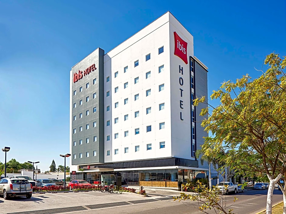Ibis Los Mochis