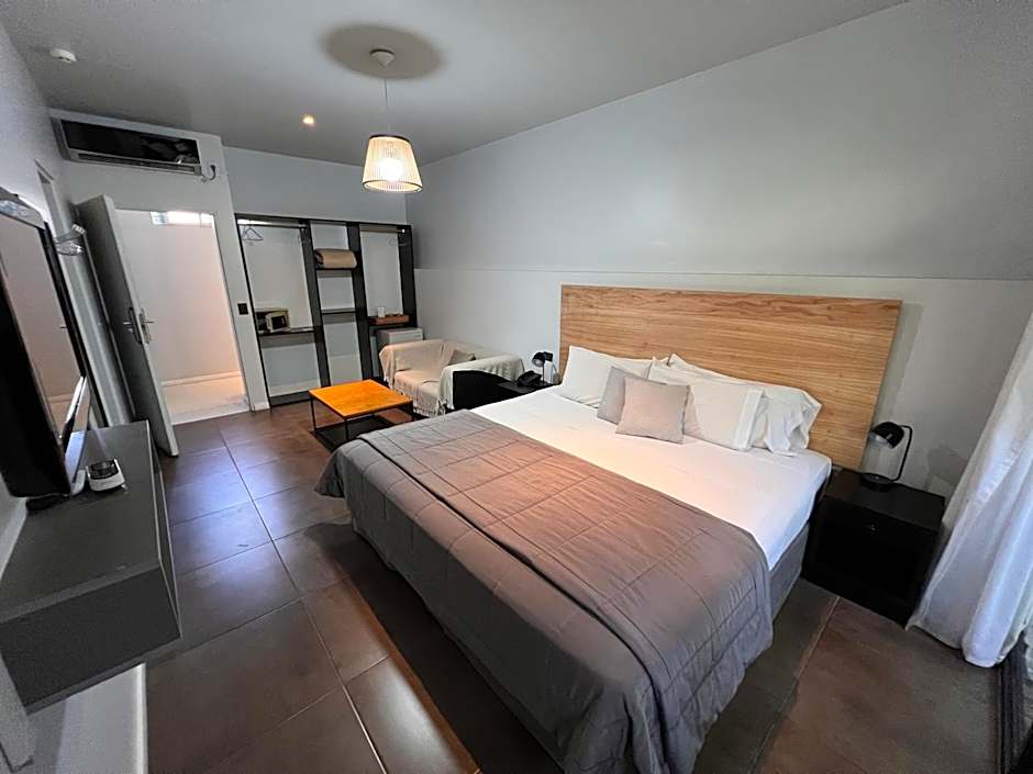 5411 Soho Hotel