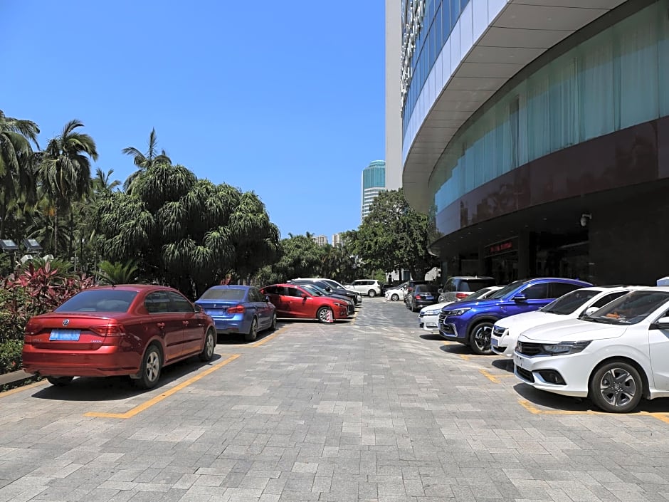 Baohua Harbour View Hotel